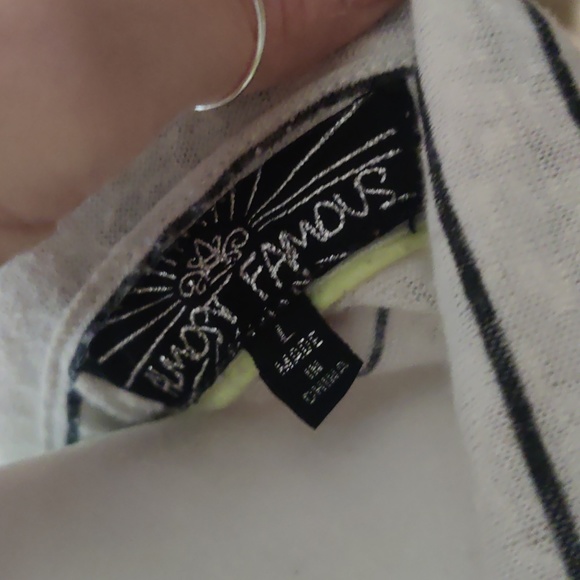 Button Down Top - Picture 5 of 5